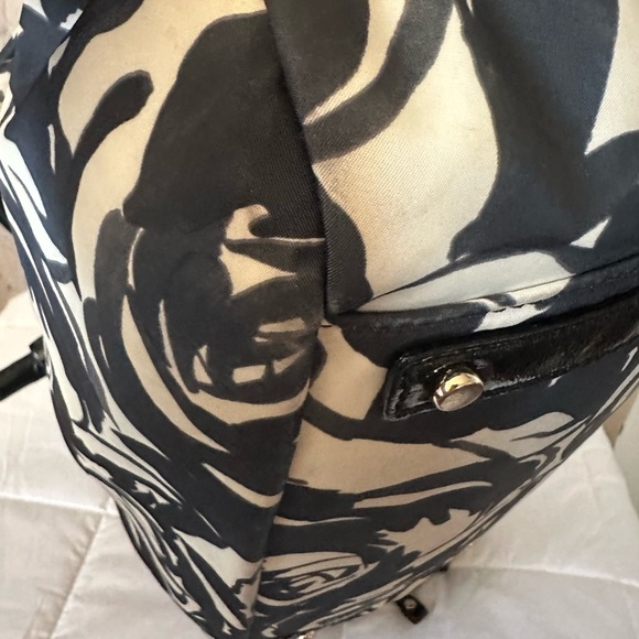 Kate Spade Storybook Lining Floral Shoulder Bag - Picture 9 of 16